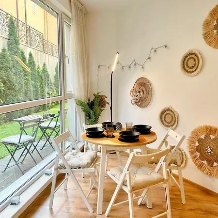 Summer Breeze Ground-floor I Patio & Parking * Варна